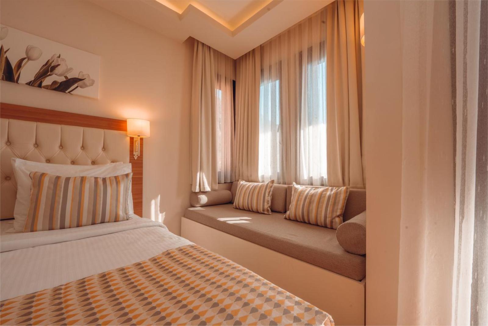 Sundia By Liberty Suncity Oludeniz Exterior foto